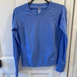 Aritzia Long Sleeve Workout Top